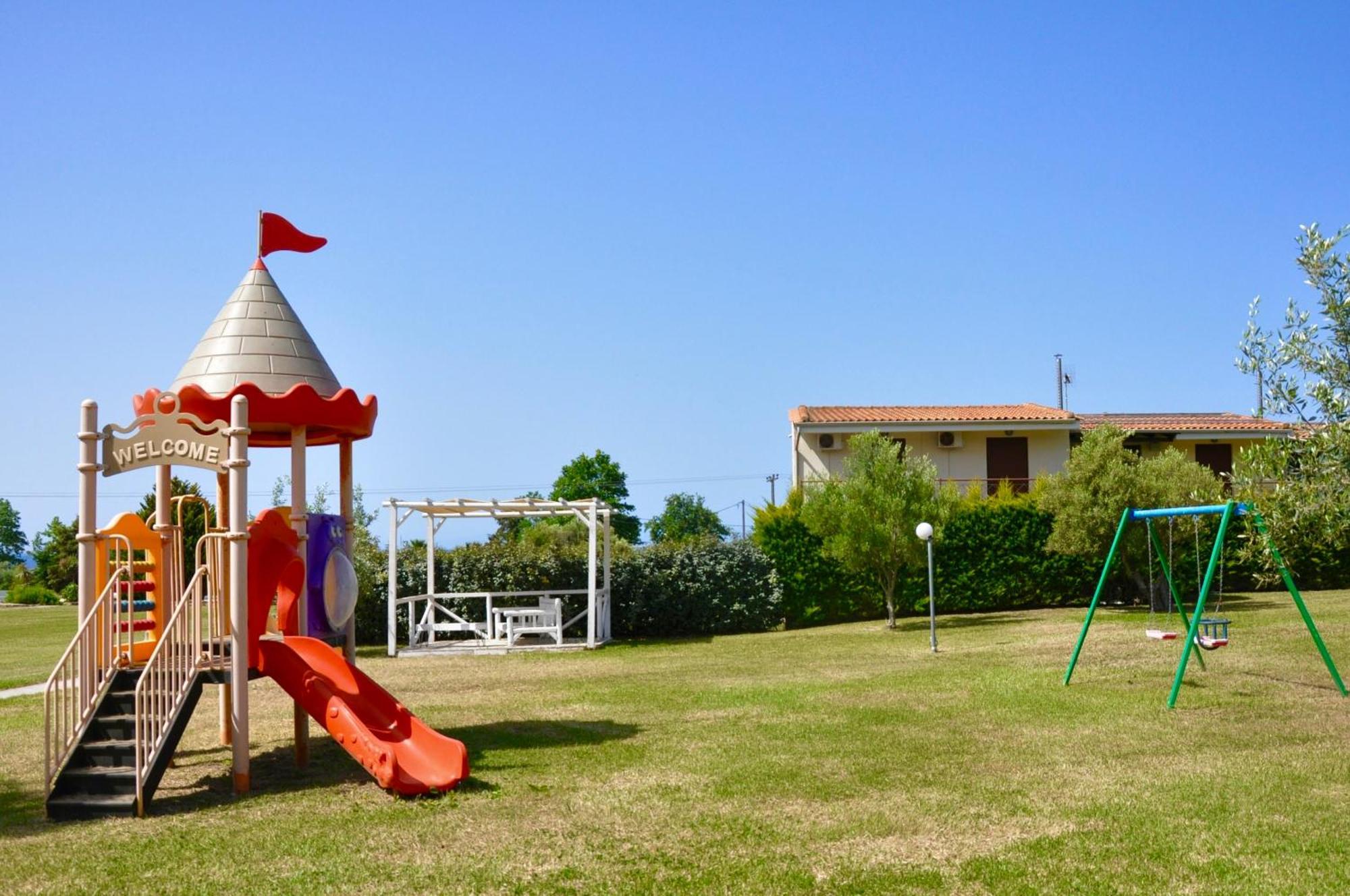 Stigmes Villas & Suites Неа-Скіоні Екстер'єр фото